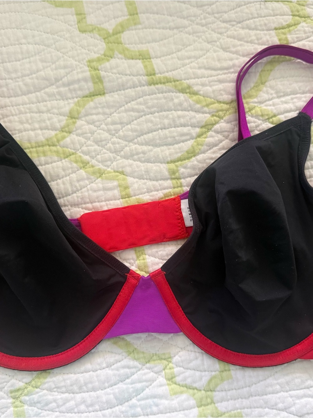 32 DD Parade Underwire Bra Unlined Black Bra with Red Trim and Purple Accents